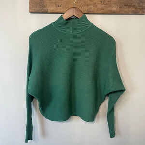 Magaschoni women’s green turtleneck cropped green sweater in size small